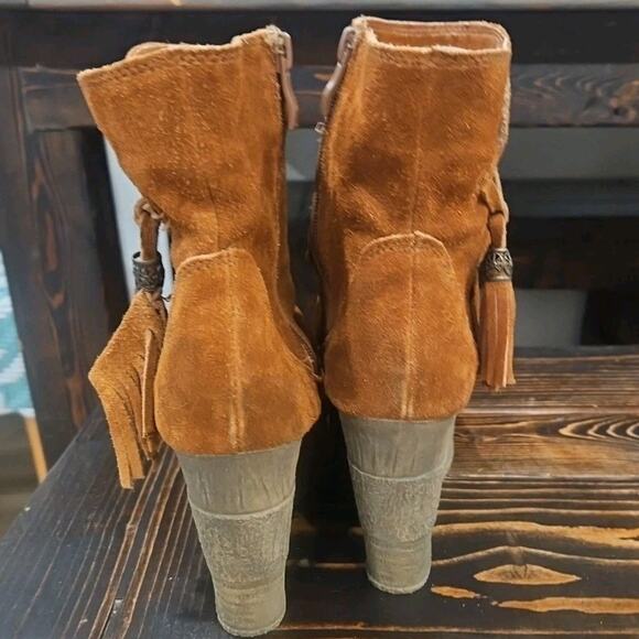 SBICCA Vintage Collection WEDGE Tassel Suede Leather Ankle Bootie Boots sz 7.5 - Picture 10 of 11